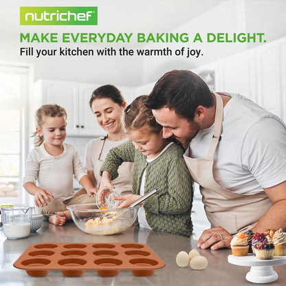 12-Cup Muffin Pan, Even Heating, Non-Stick Carbon Steel, Copper