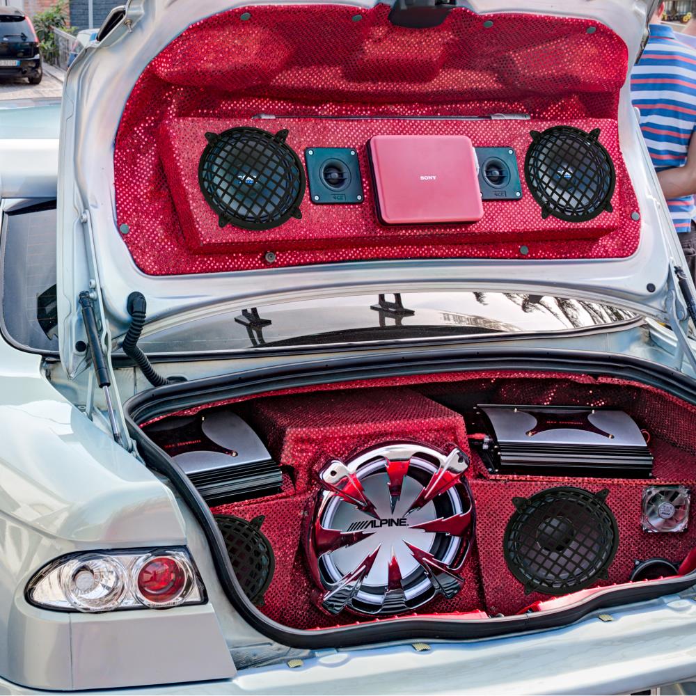 product image number 4 for Pyramid 5" Waffle Grill Black W/Bracket