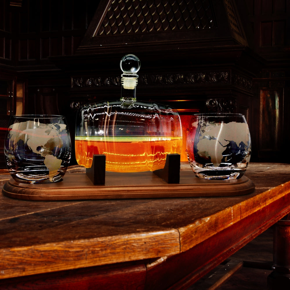 product image number 8 for NutriChef Whiskey & Wine Decanter Set