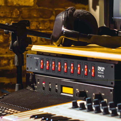 Rack Mount Power Supply with Circuit Breaker Protection